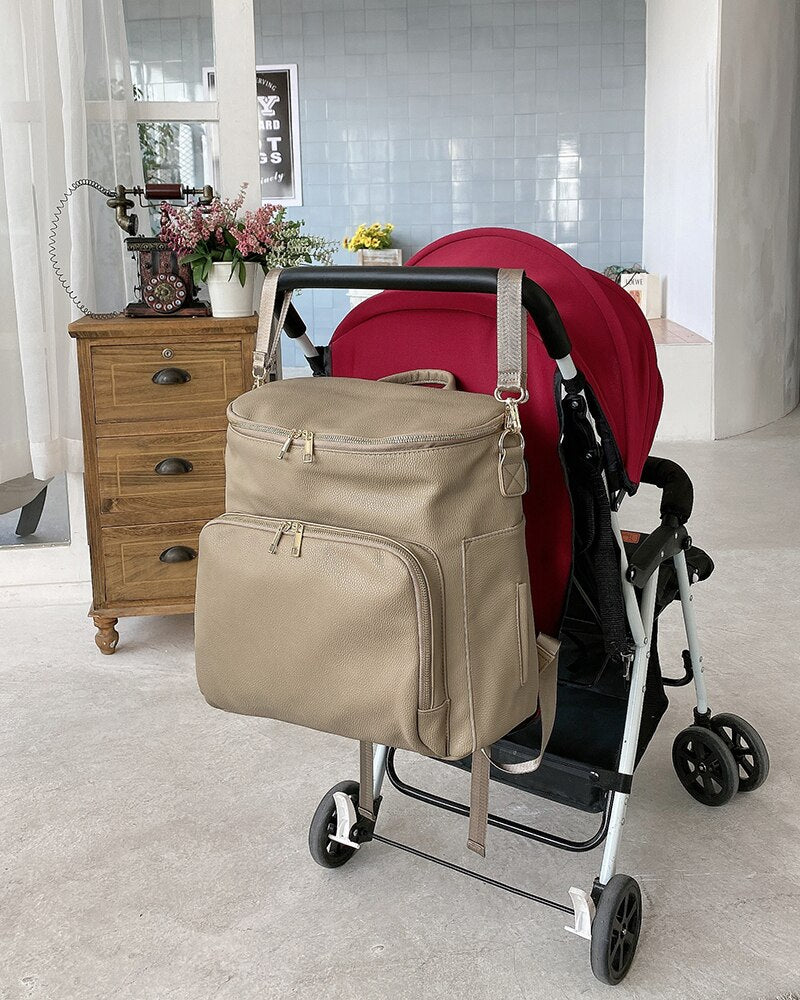 2021 New Design Diaper Backpack Vegan Leather Baby Bags for Mom Dad Waterproof Changing Bag with Changing Pad Nappy Nursing Bags